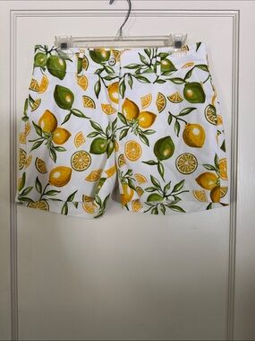 Isaac Mizrahi White Citrus Print Women’s Shorts